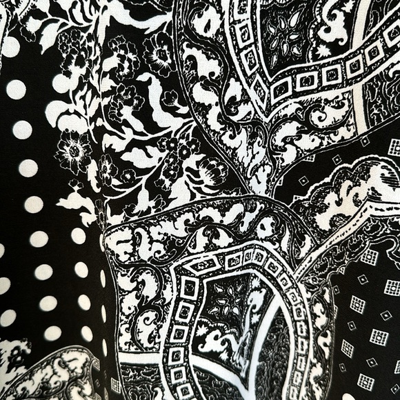 WHITE HOUSE BLACK MARKET BLACK & WHITE 3/4 SLEEVE TUNIC DRESS /BLOUSE SIZE M - Picture 3 of 6